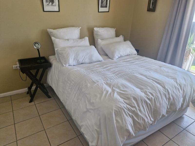 To Let 2 Bedroom Property for Rent in Big Bay Western Cape
